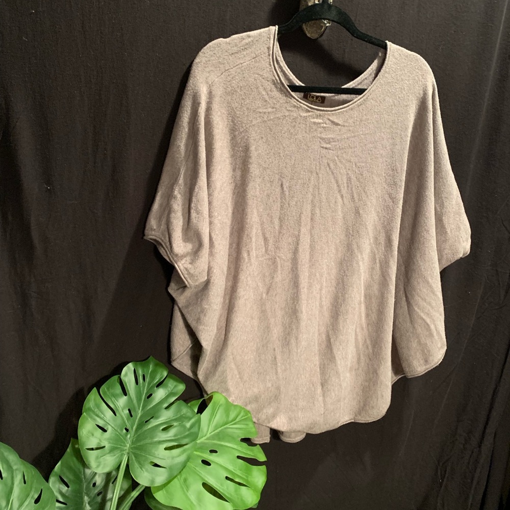 Tan cashmere Sweater/cape